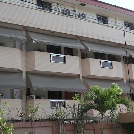 Residence Hotel Carmel Cocody Abidjan Buitenkant foto